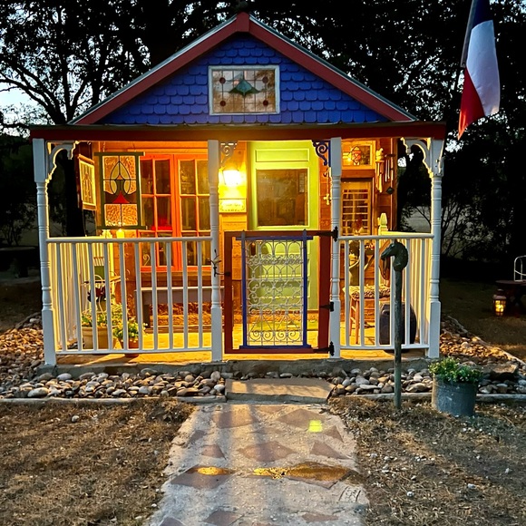 Meet your Posher, Ann - Picture 13 of 15